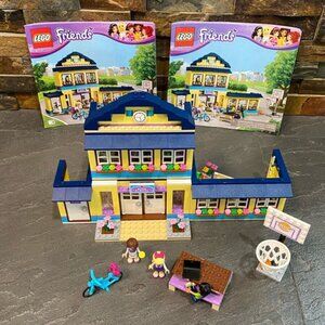 Lego Friends ~ 41005 ~ Heartlake High ~ Retired Set